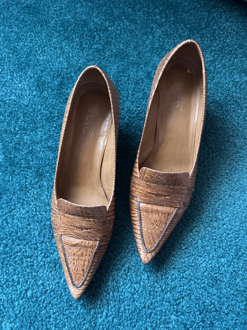 Franco Sarto Tan Textured Pointed-Toe pumps.  Fabulously sexy!